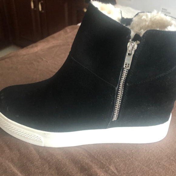 Steve Madden Shoes - Steve Madden